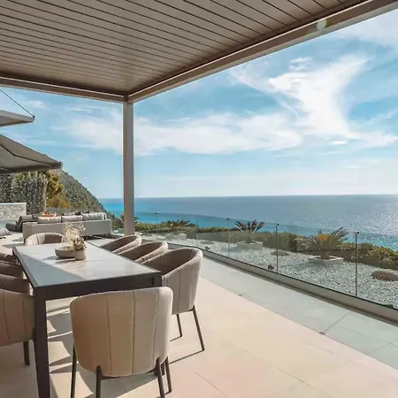Wave Grand Infinity Villa Kuit - Luxury Retreat With Stunning Sea Views *