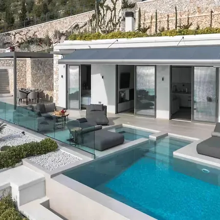 Wave Grand Infinity Villa Kuit - Luxury Retreat With Stunning Sea Views