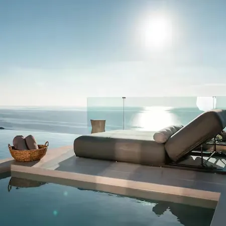 Wave Grand Infinity Villa Kuit - Luxury Retreat With Stunning Sea Views וילה *